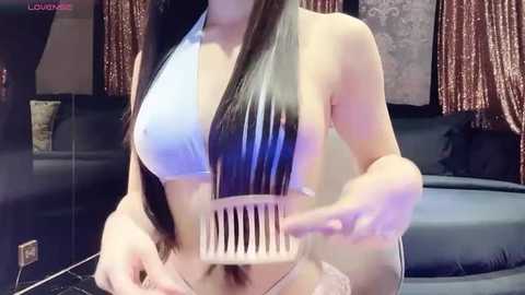 cherry_li Cam Show from 2025-09-24 07:55