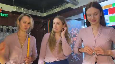dirtypub Cam Show from 2025-09-25 13:56