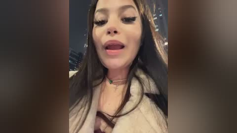 chloe__moon Cam Show from 2025-10-29 17:30