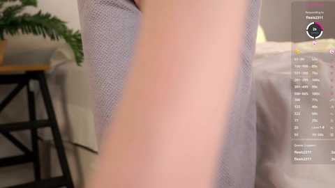 emmiemurray Cam Show from 2025-10-03 15:07