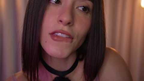 emyii Cam Show from 2025-10-07 18:37