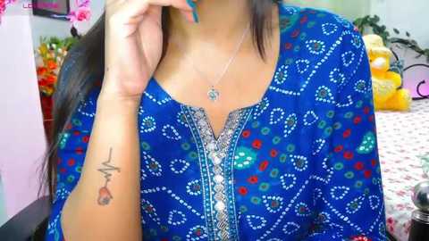 thyanvi Cam Show from 2025-10-22 21:20