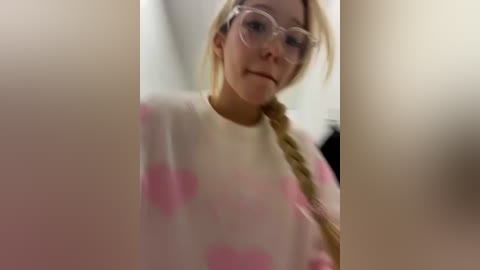 babydolll Cam Show from 2025-10-01 13:44