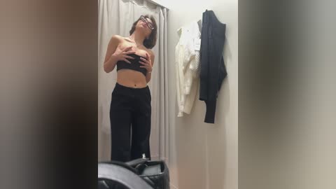 _alessandra Cam Show from 2025-09-19 15:10