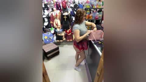 rosaliasexshop Cam Show from 2025-09-28 12:54