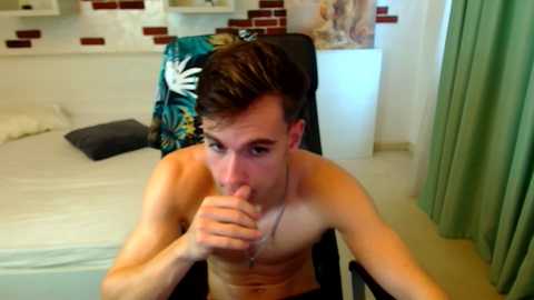 bradyflint Cam Show from 2025-10-25 12:39