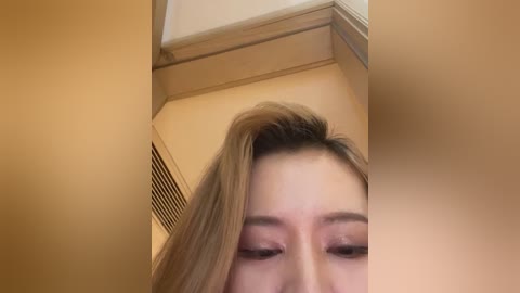 miumiu_66 Cam Show from 2025-10-15 20:11