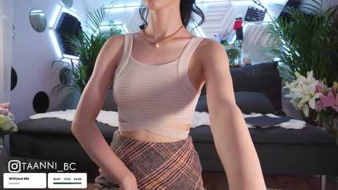 taanni_bc Cam Show from 2025-10-25 05:24