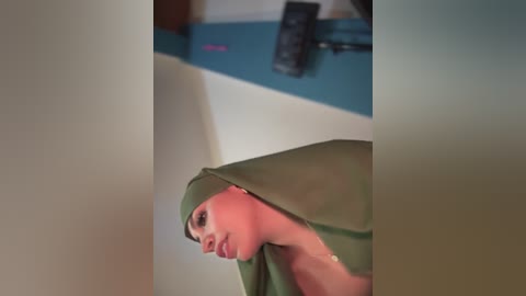 lalilamassu1 Cam Show from 2025-11-18 02:23