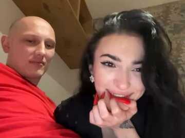 dark_luna Cam Show from 2025-12-02 22:46