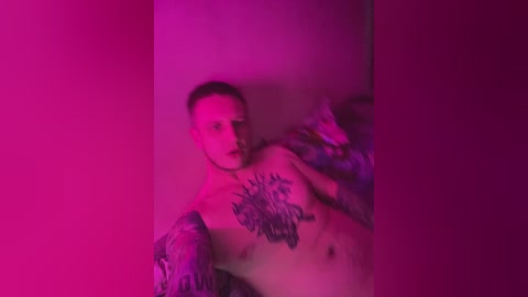 prettylick Cam Show from 2025-11-30 03:57