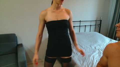 monicaandarthur Cam Show from 2025-09-05 06:50