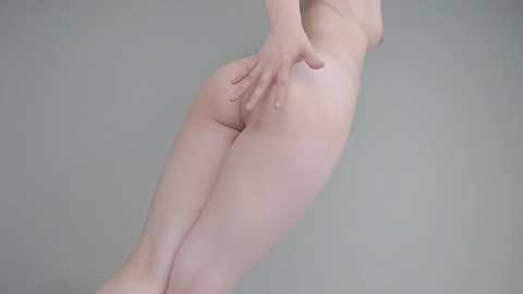 sakura_sweety Cam Show from 2025-11-06 03:14