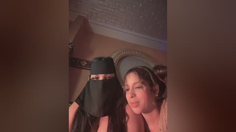 queentaraf999 Cam Show from 2025-11-11 02:26