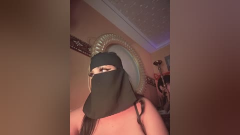 queentaraf999 Cam Show from 2025-11-11 03:00