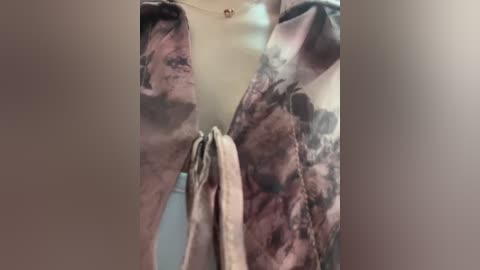 alana15 Cam Show from 2025-11-05 21:50